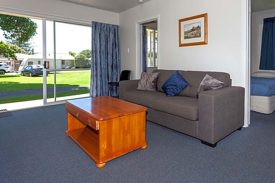 Harbourside Holiday Park