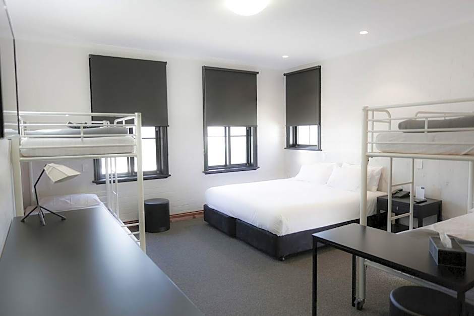 Sovereign Hill Hotel