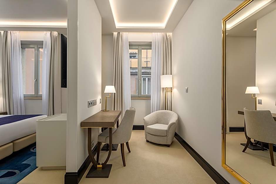Room Mate Collection Filippo, Rome-Fontana di Trevi