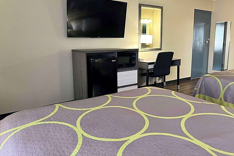 Super 8 by Wyndham Harrison OH