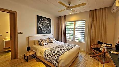 5 Bedrooms Pool Villa