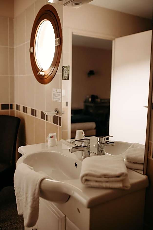 Logis - Hotel Restaurant du Parc