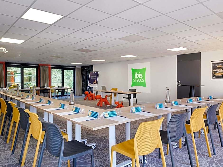 Ibis Styles Cognac