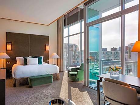 Accessible Superior Room, 1 KING BED