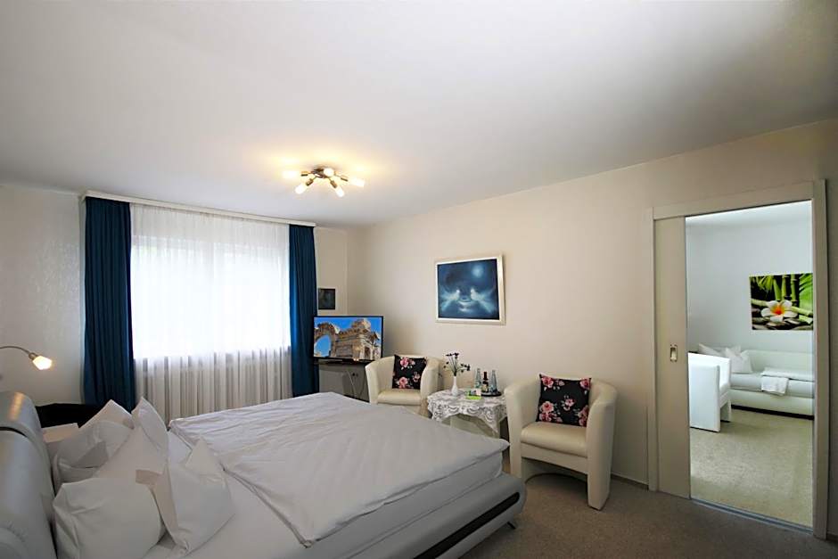 Photo 1 of 1 of Triple Room