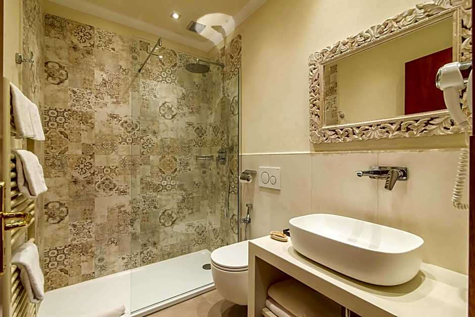 Porta Faenza Hotel