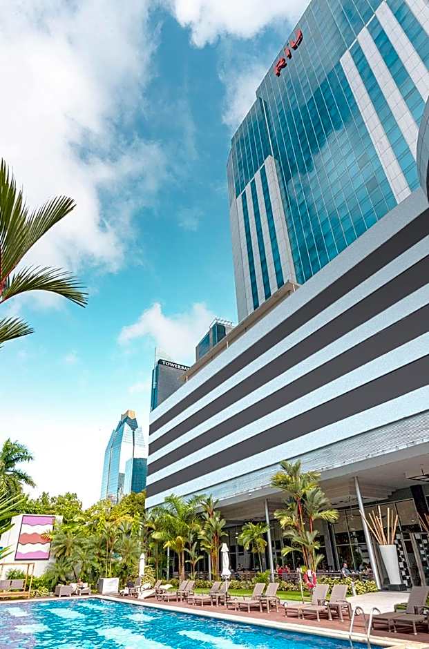 Riu Plaza Panama