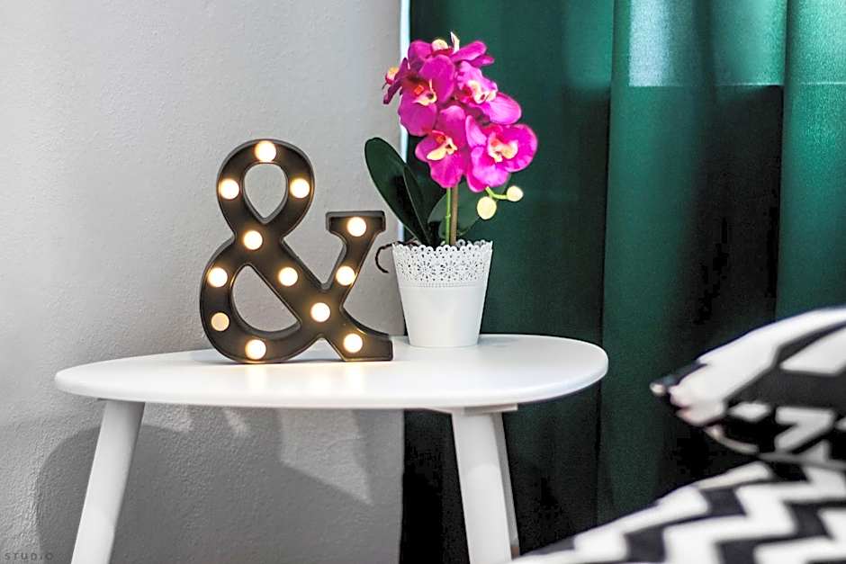 ClickTheFlat Hoża Street Apart Rooms