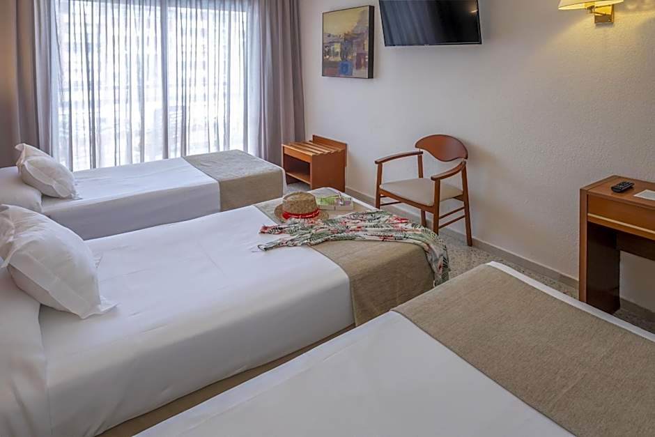 GHT Oasis Park & Spa