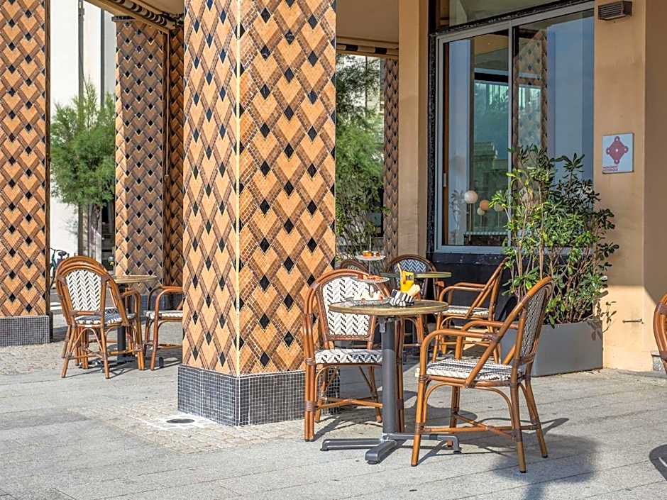 Hotel Plaza Biarritz Plage - Handwritten Collection