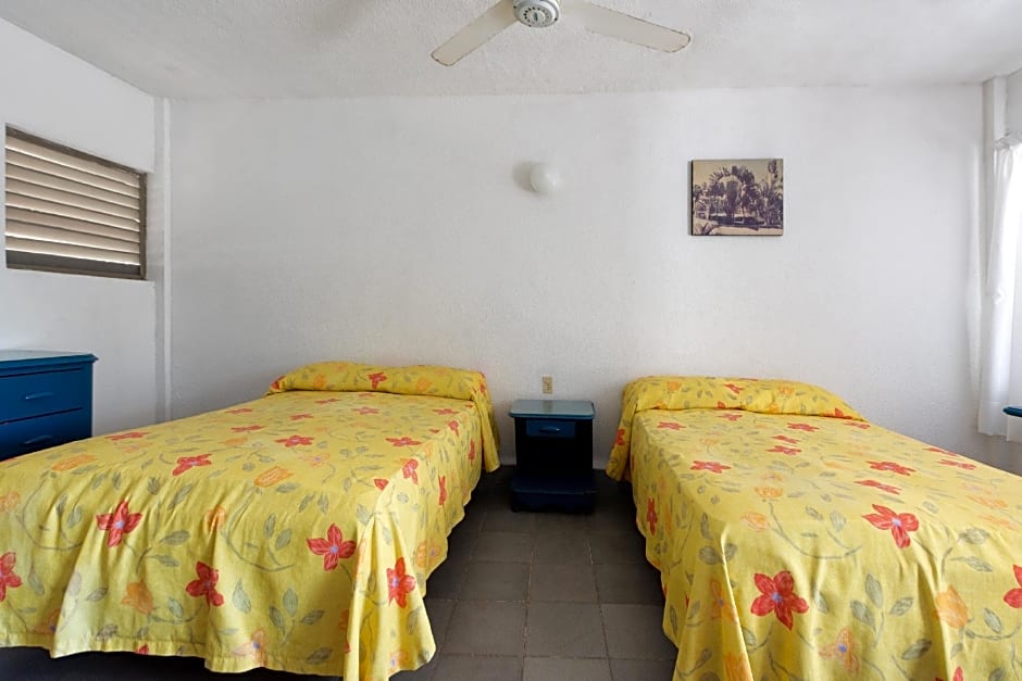 OYO Hotel Belmar,Caleta, Acapulco