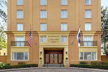 Hampton Inn By Hilton New Orleans-St. Charles Ave./Garden District