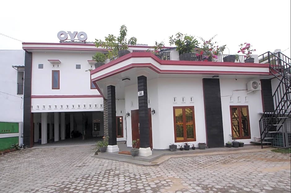 OYO 435 Panglima Polim Homestay Syariah