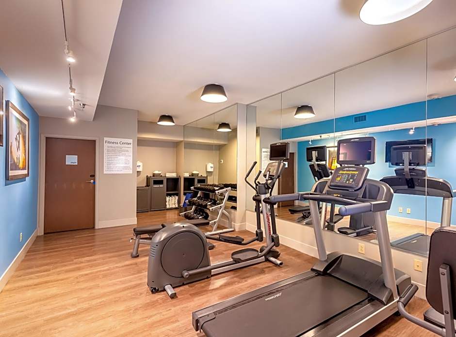 Holiday Inn Express Orange Beach - On The Beach By IHG