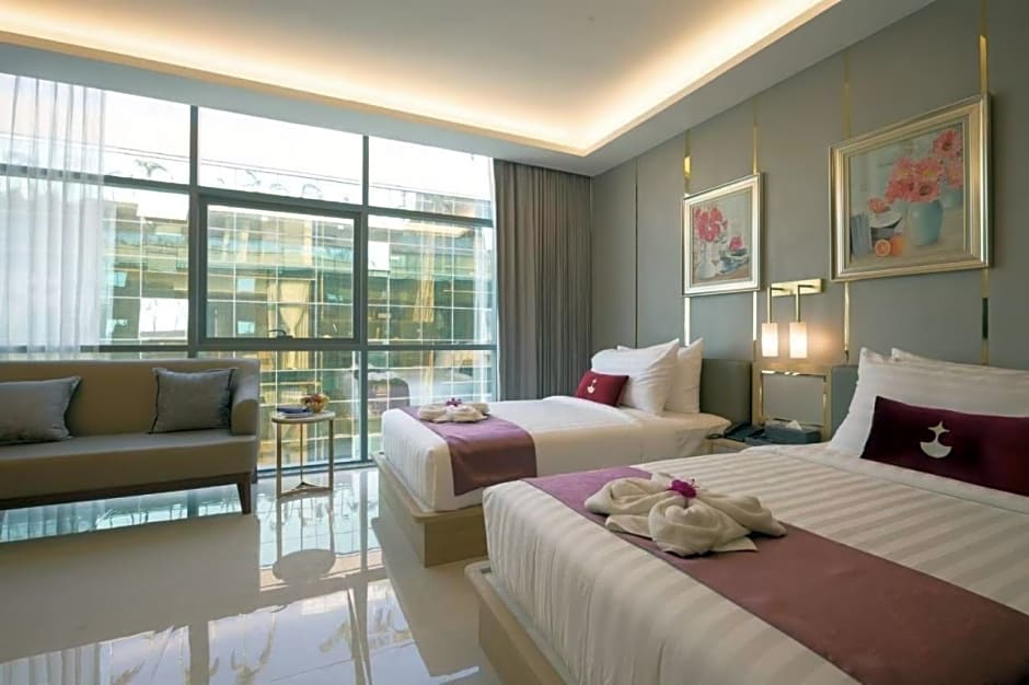 Elegant Airport Hotel