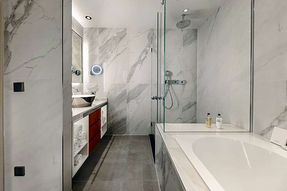 Hotel Okura Amsterdam  The Leading Hotels of the World