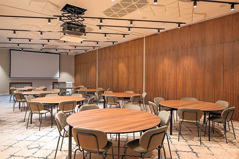 Kimpton Bem Budapest By IHG
