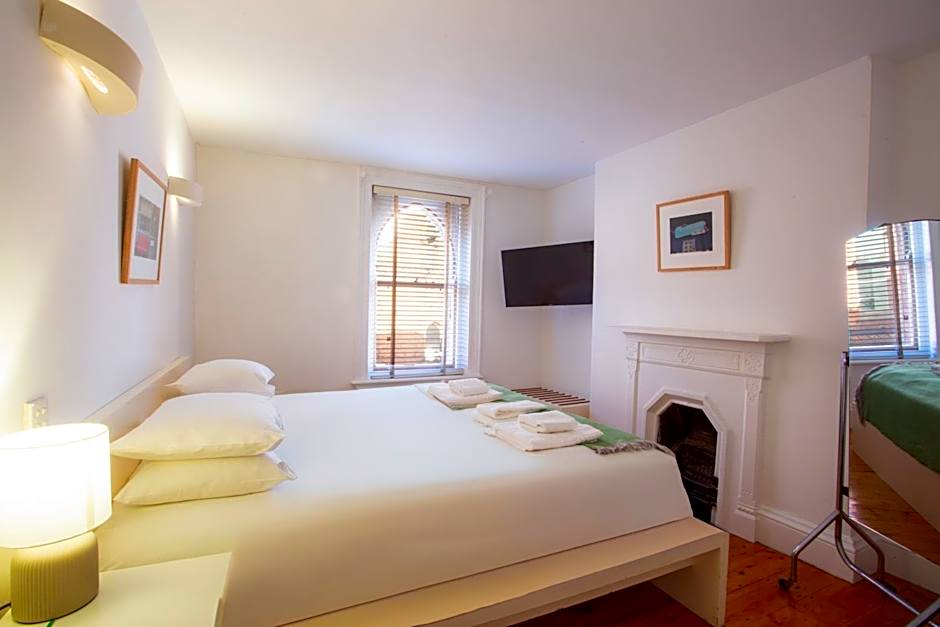 Kellys Hotel