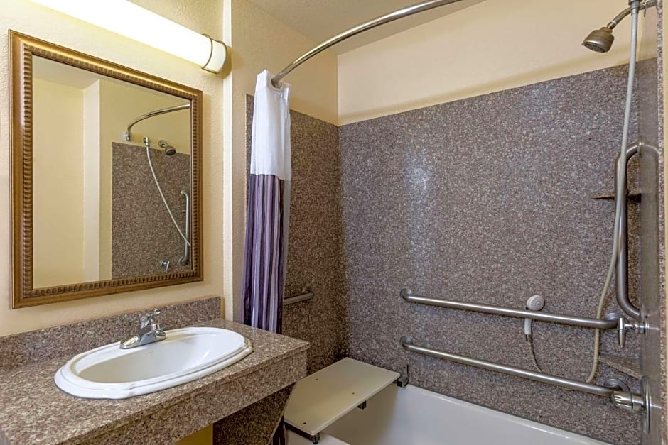 La Quinta by Wyndham Dodge City