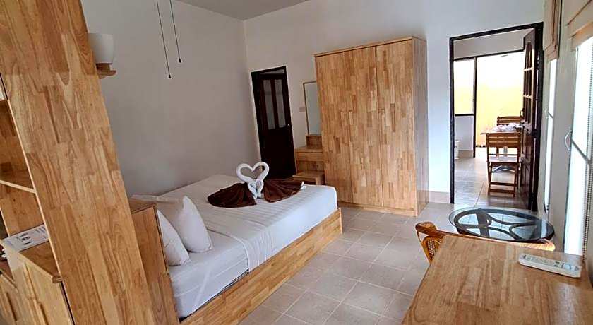 Jungle Village Bungalows 