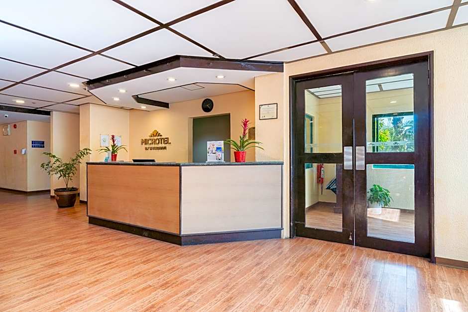 Microtel by Wyndham Cabanatuan