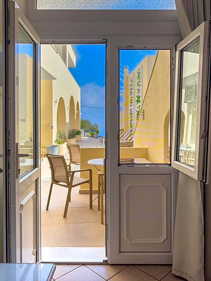 Reverie Santorini Hotel