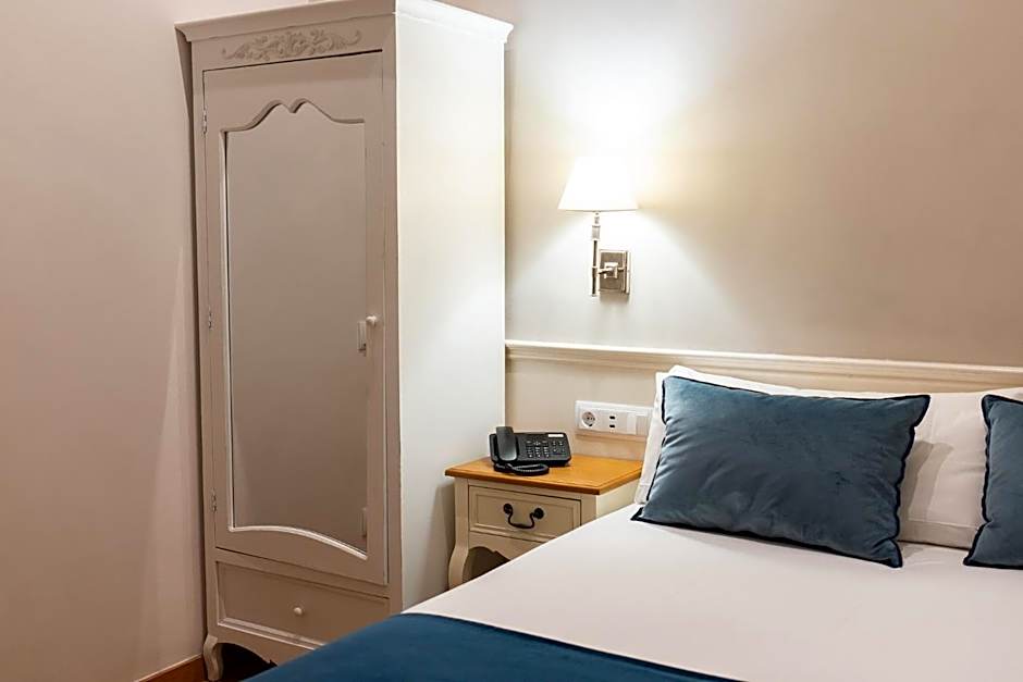 Mesón Castilla Atiram Hotels