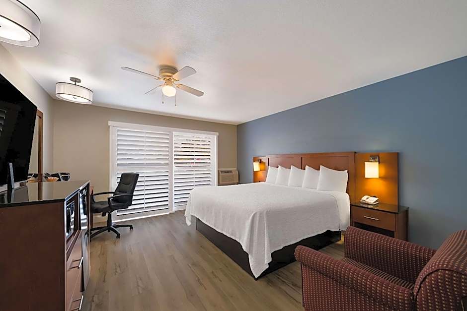 Comfort Inn near Hearst Castle - Cambria