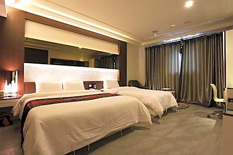 Zenith Tourist Hotel