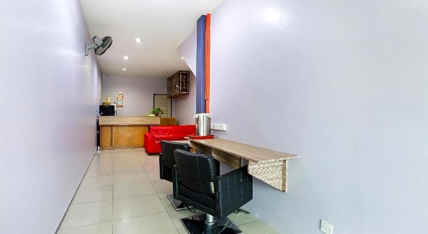 OYO 89332 DE Hotel
