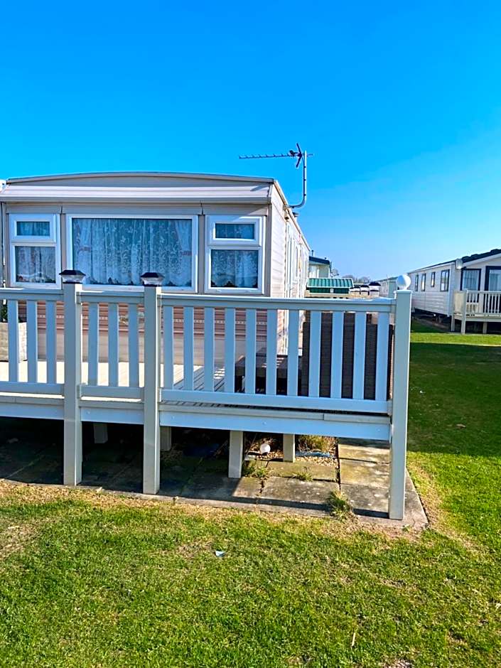 i13 the chase caravan park