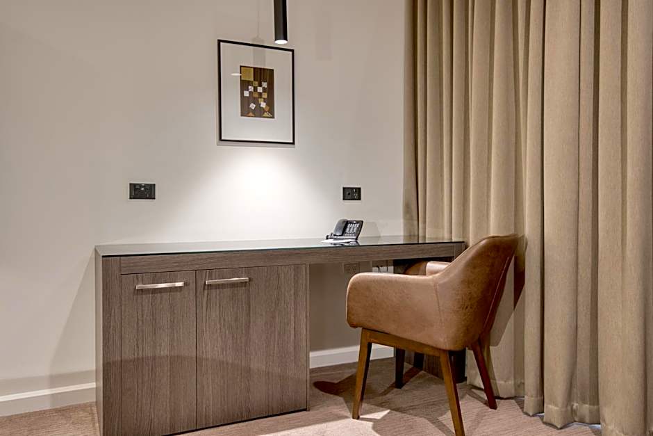 Duxton Hotel
