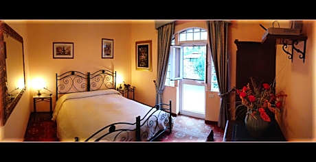 Standard Double or Twin Room - Garden level