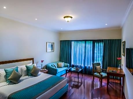 02Residency Room City View King Bed