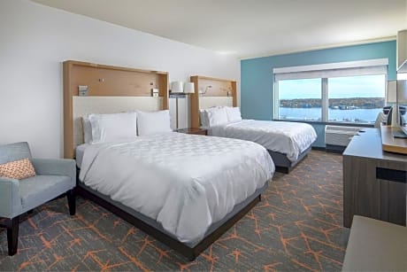 2 Queen Premium Ocean View