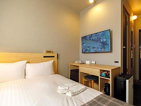 Single Room - Non-Smoking