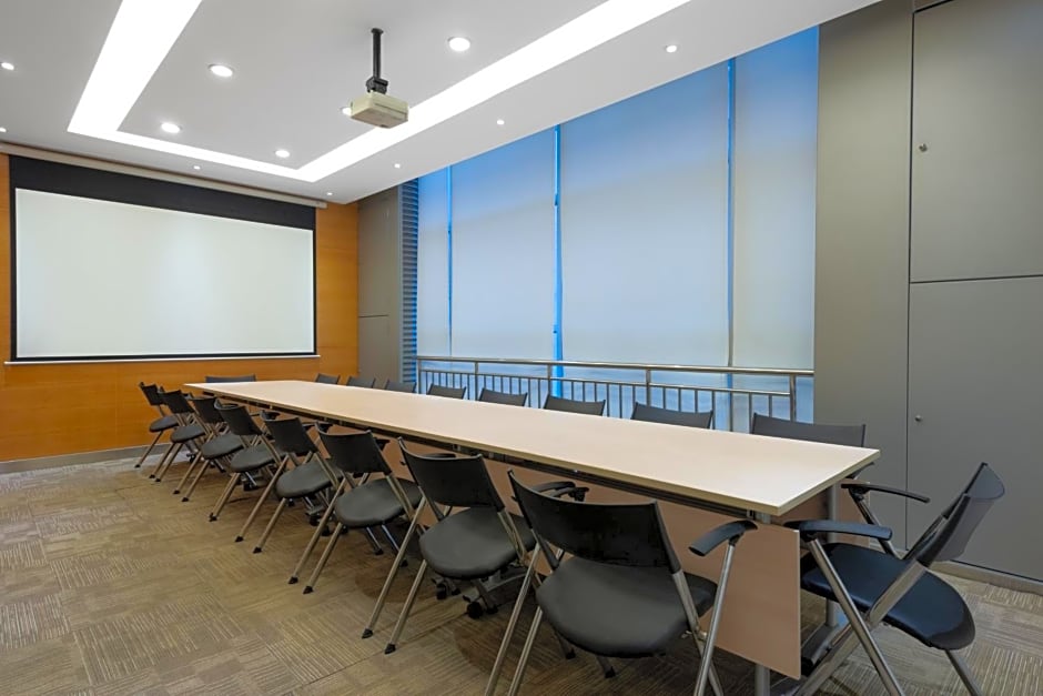 Holiday Inn Express Foshan Nanhai, an IHG Hotel