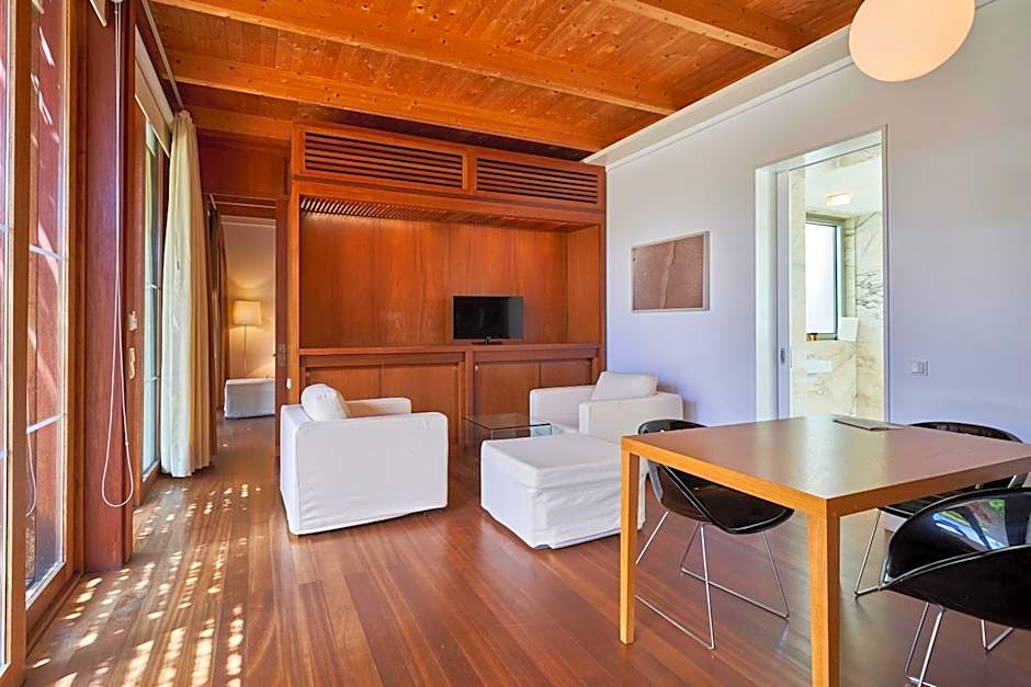Photo 1 of 6 of Family Villa