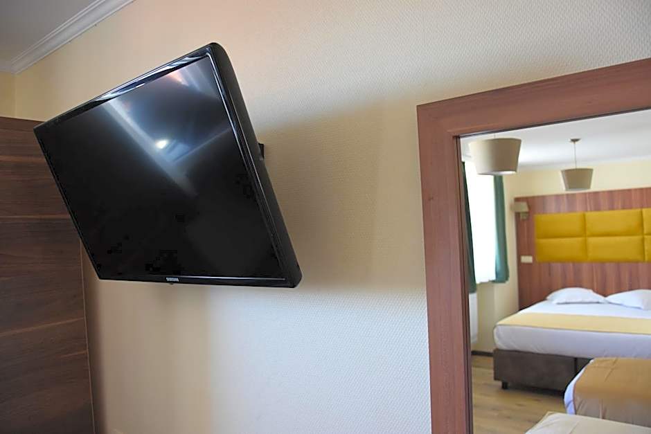 Sun Hotel