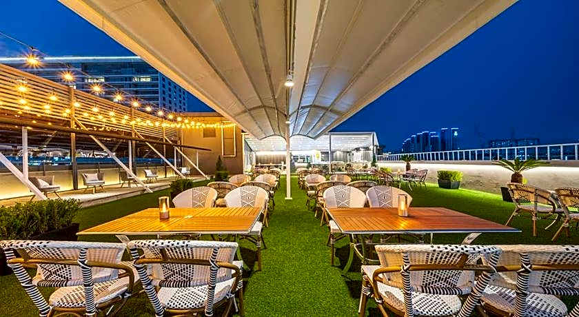 Dongdaegu Station Eastern Hotel