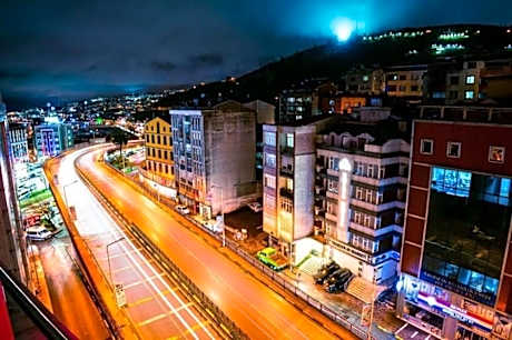 Park Square Hotel