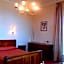 Clos de Vallombreuse, The Originals Relais