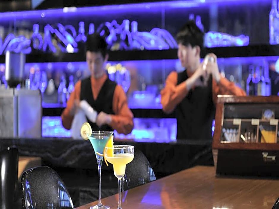 V Hotel