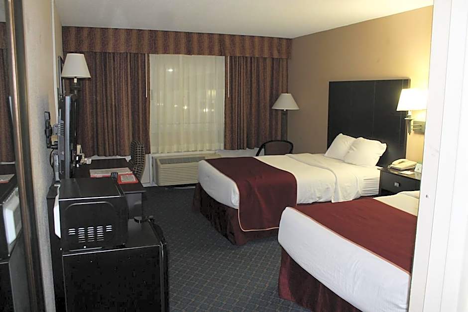 Ramada Hotel & Conference Center by Wyndham Grayling