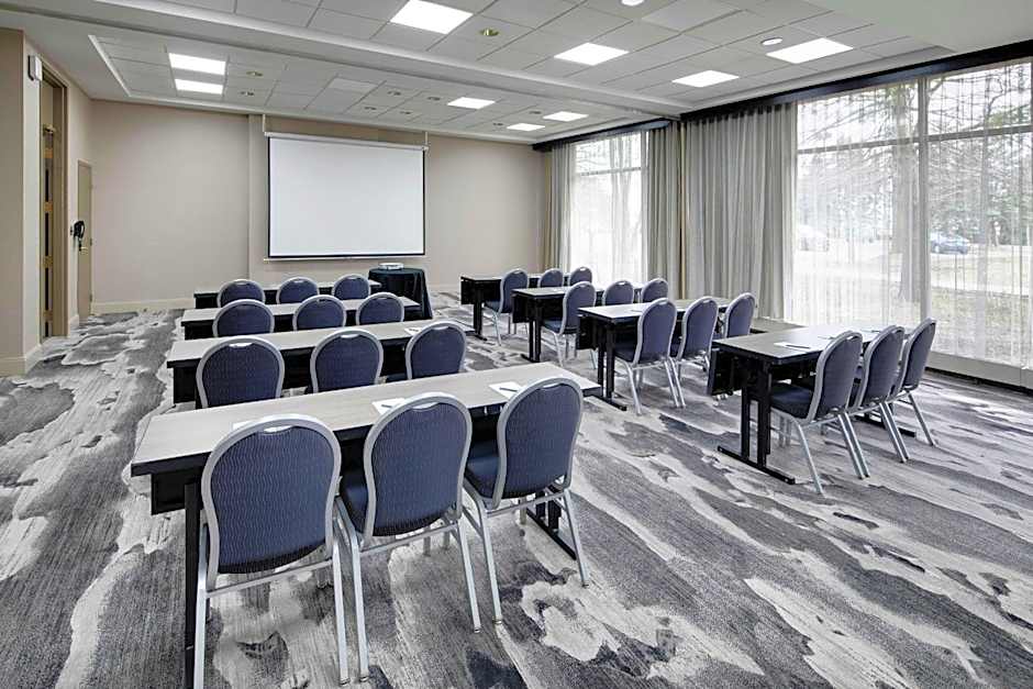 Embassy Suites By Hilton Hotel Detroit - North / Troy - Auburn Hills