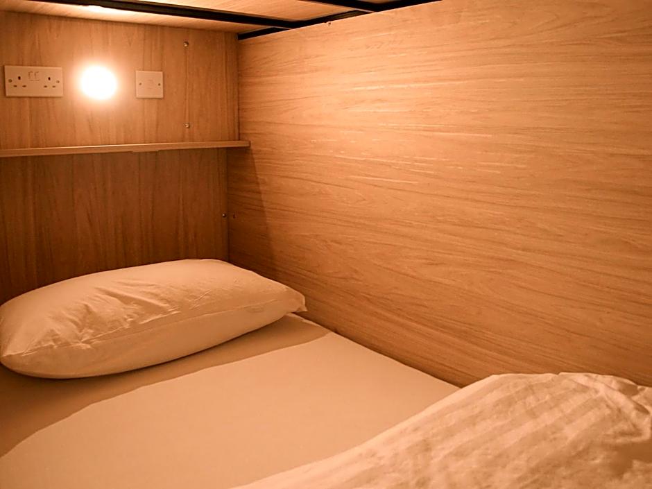 Gardiner House Hostel