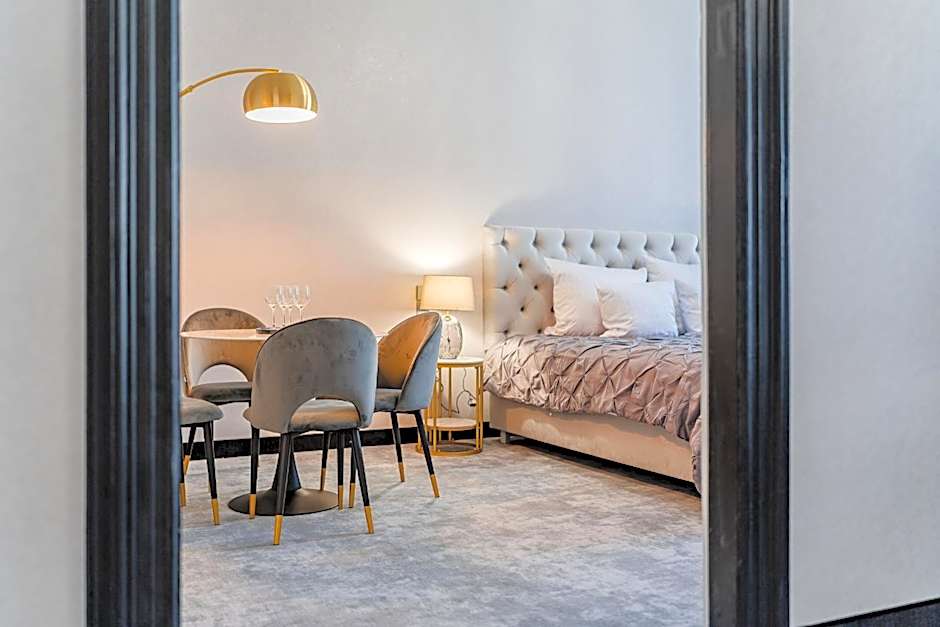 SZEWSKA 22 BOUTIQUE