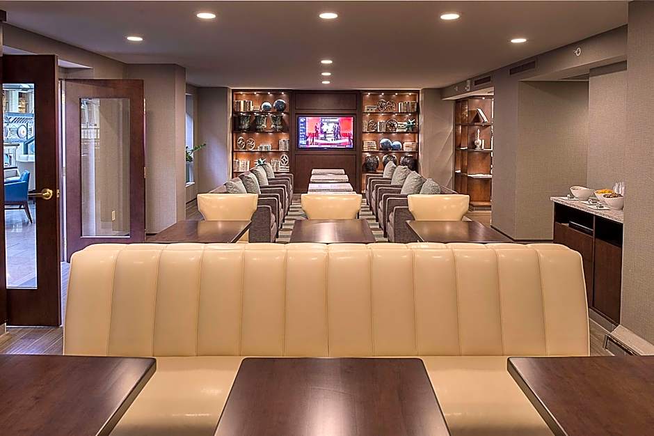 St Louis Union Station Hotel Curio Collection by Hilton
