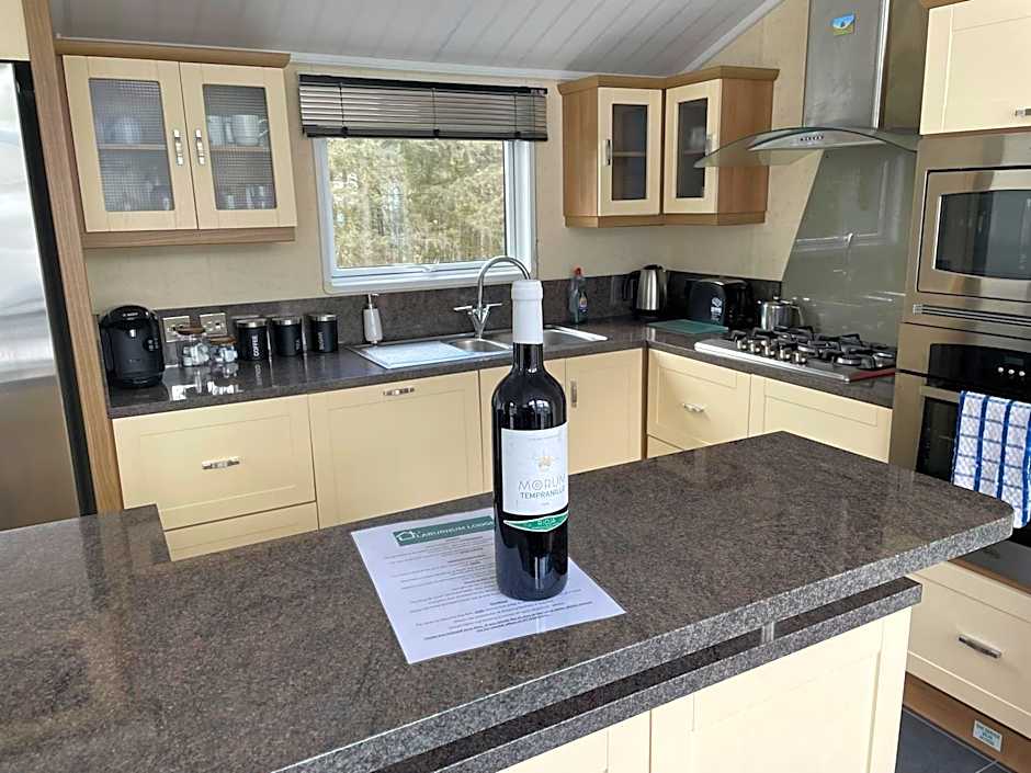 Labernum Lodge - Springhouse Country Park