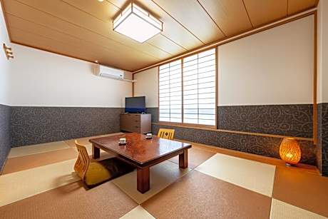 Japanese-Style Room